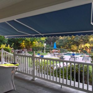 elite_heavy_duty_retractable_patio_awning_08